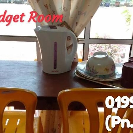 Arina'S Homestay Kampung Kuala Besut Extérieur photo